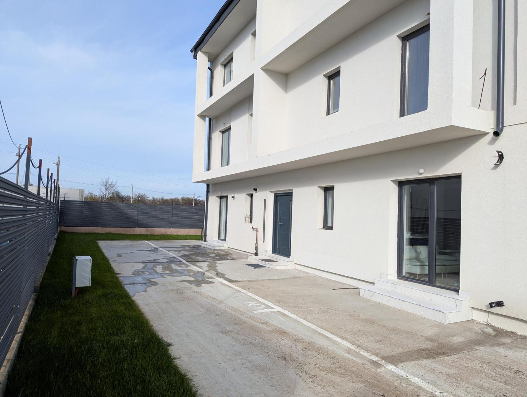 Zenith Dm Otopeni Airport & Therme Exterior photo